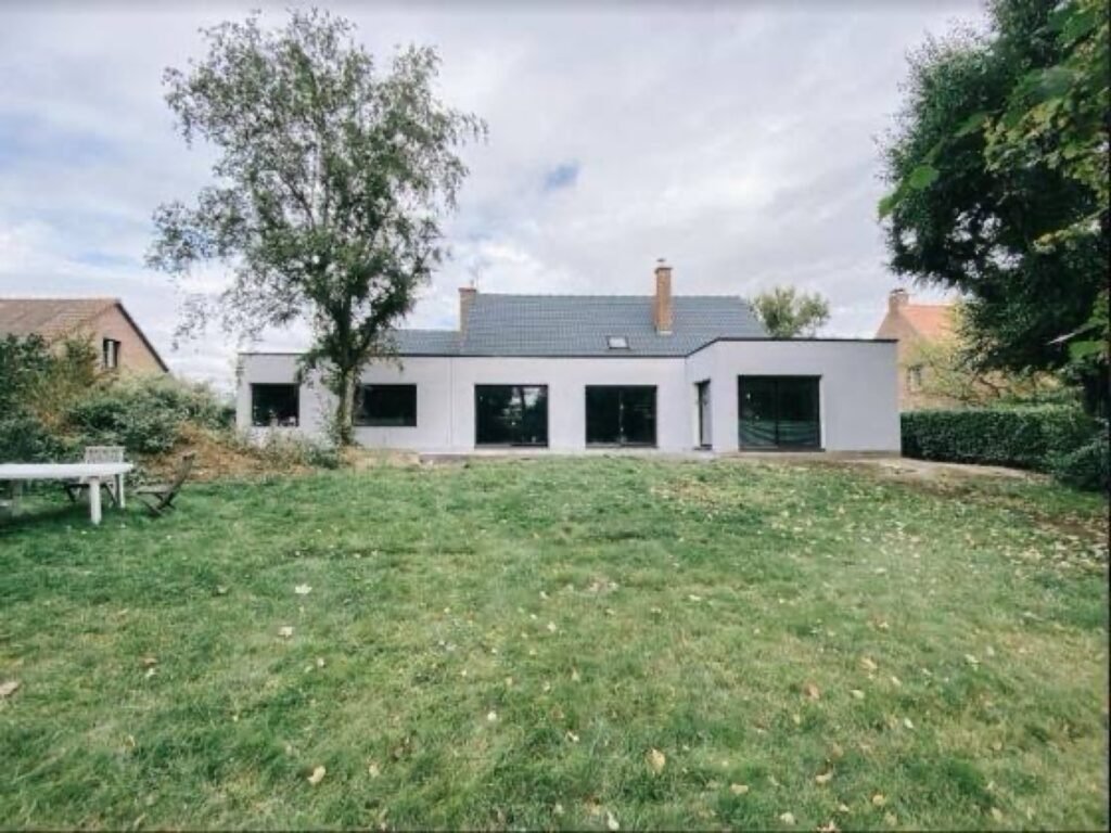 extension toit plat moderne à Louviers