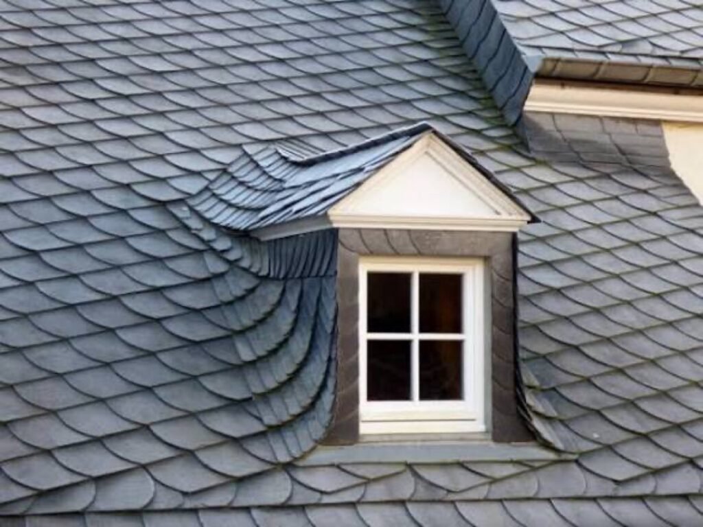 Rénovation de toiture ardoise et lucarne à Rouen