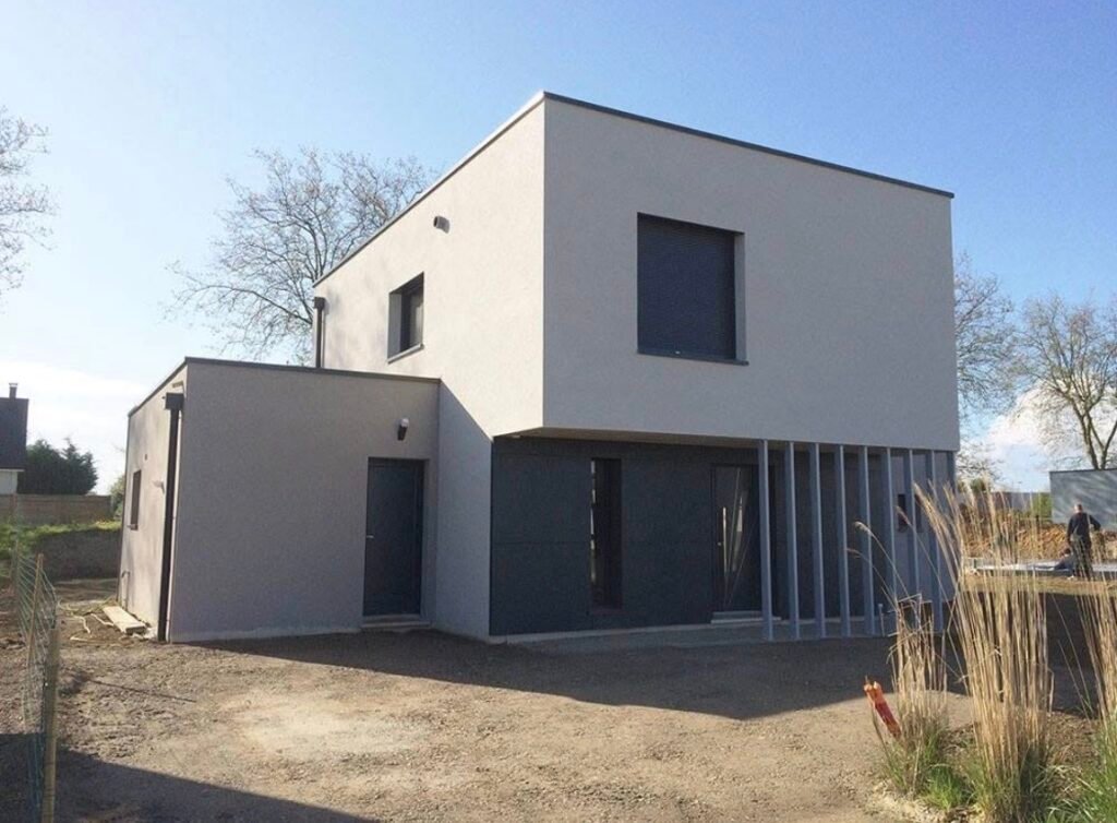 Installation d'extension toit plat à Val de Reuil